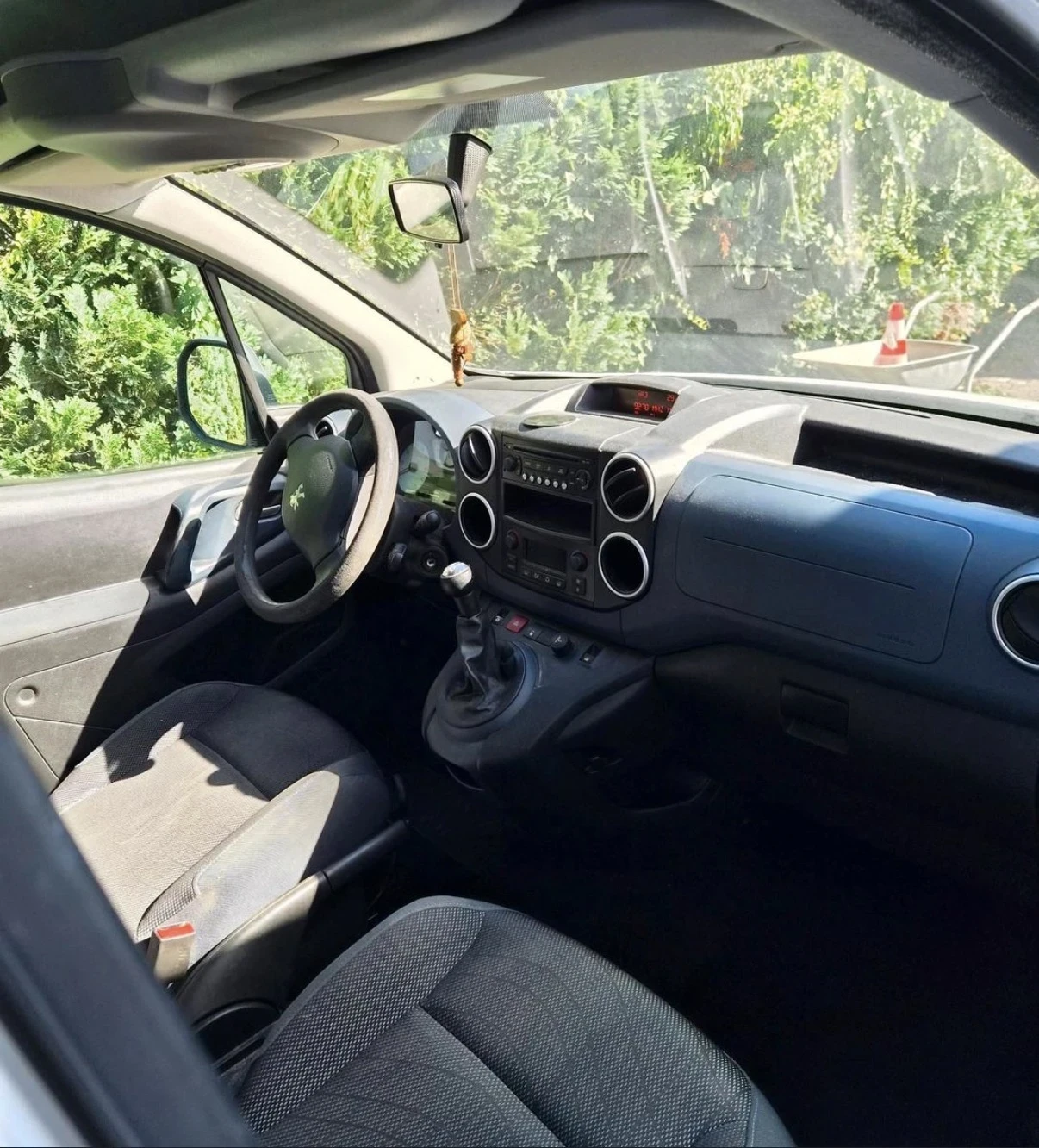 Peugeot Partner Partner Teepe 1.6 VTI, снимка 3 - Автомобили и джипове - 56221567