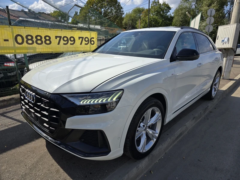 Audi Q8 S LINE/MATRIX/PANO/AUDI EXCLUSIVE, снимка 1 - Автомобили и джипове - 46566425