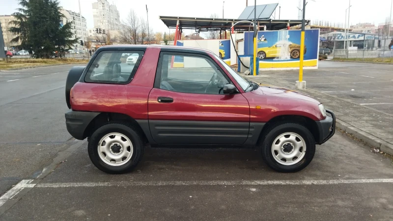 Toyota Rav4, снимка 4 - Автомобили и джипове - 48396836