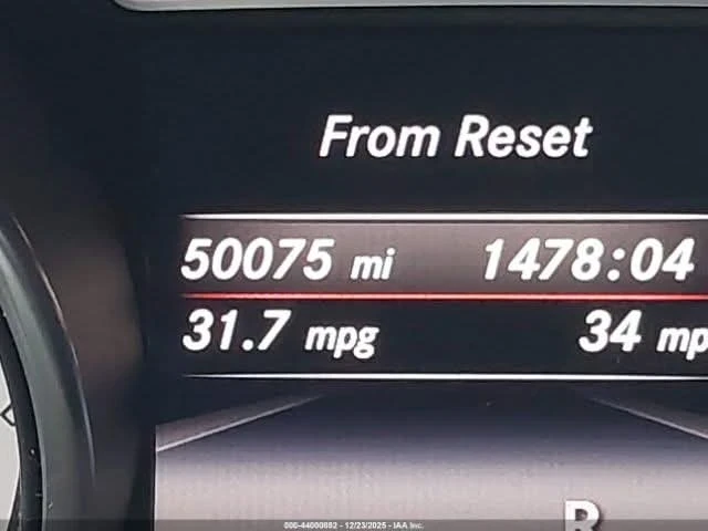 Mercedes-Benz GLA 250, снимка 16 - Автомобили и джипове - 53028766