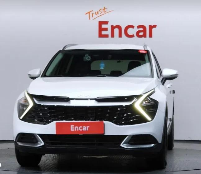 Kia Sportage * АВТО КРЕДИТ* ЦЕНА ДО БГ * Сервизна история * , снимка 3 - Автомобили и джипове - 55301111