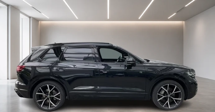 VW Touareg 3.0 TSI 4Motion = R-line = Гаранция, снимка 4 - Автомобили и джипове - 55737423
