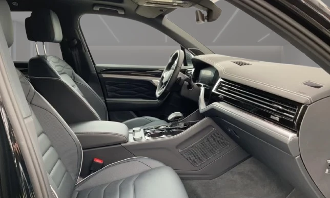 VW Touareg 3.0 TSI 4Motion = R-line = Гаранция, снимка 8 - Автомобили и джипове - 55737423