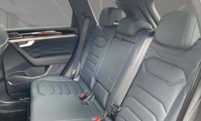 VW Touareg 3.0 TSI 4Motion = R-line = Гаранция, снимка 9 - Автомобили и джипове - 55737423