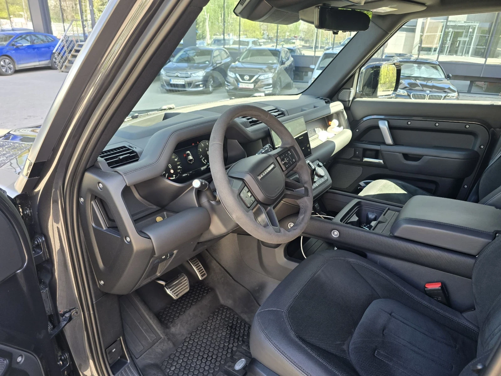 Land Rover Defender Carpation Edition - изображение 5
