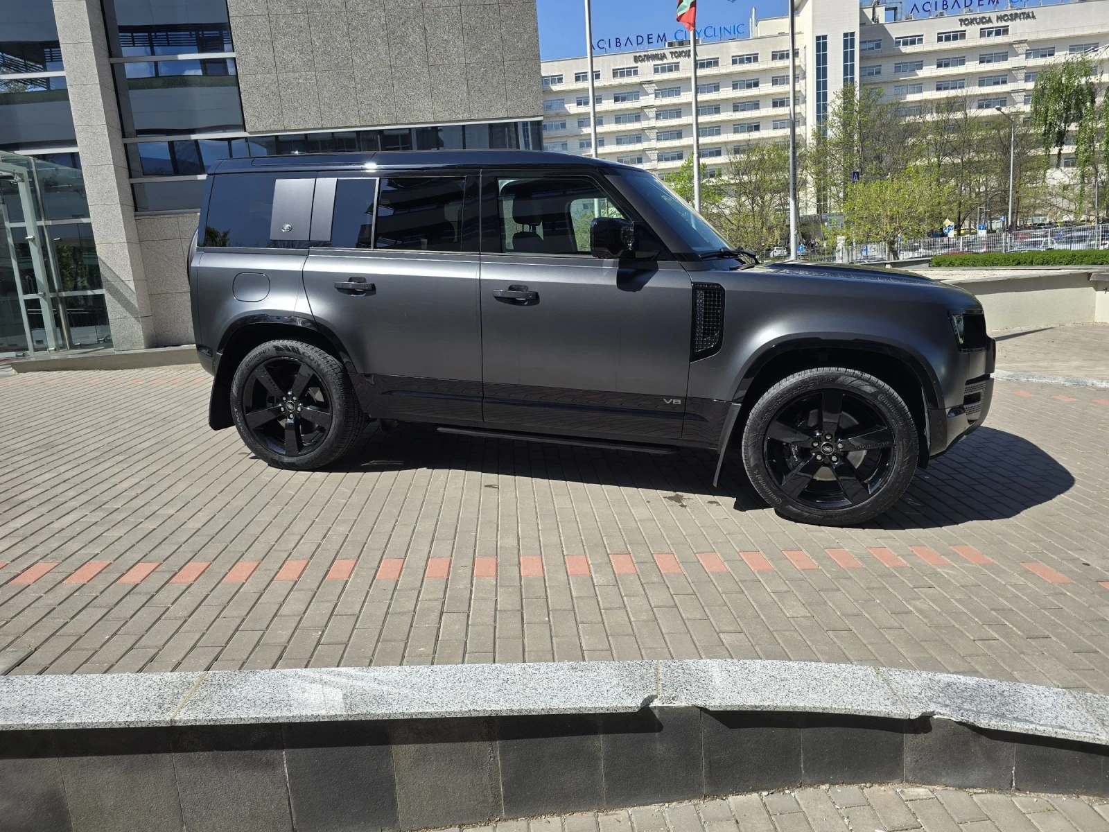 Land Rover Defender Carpation Edition - изображение 2