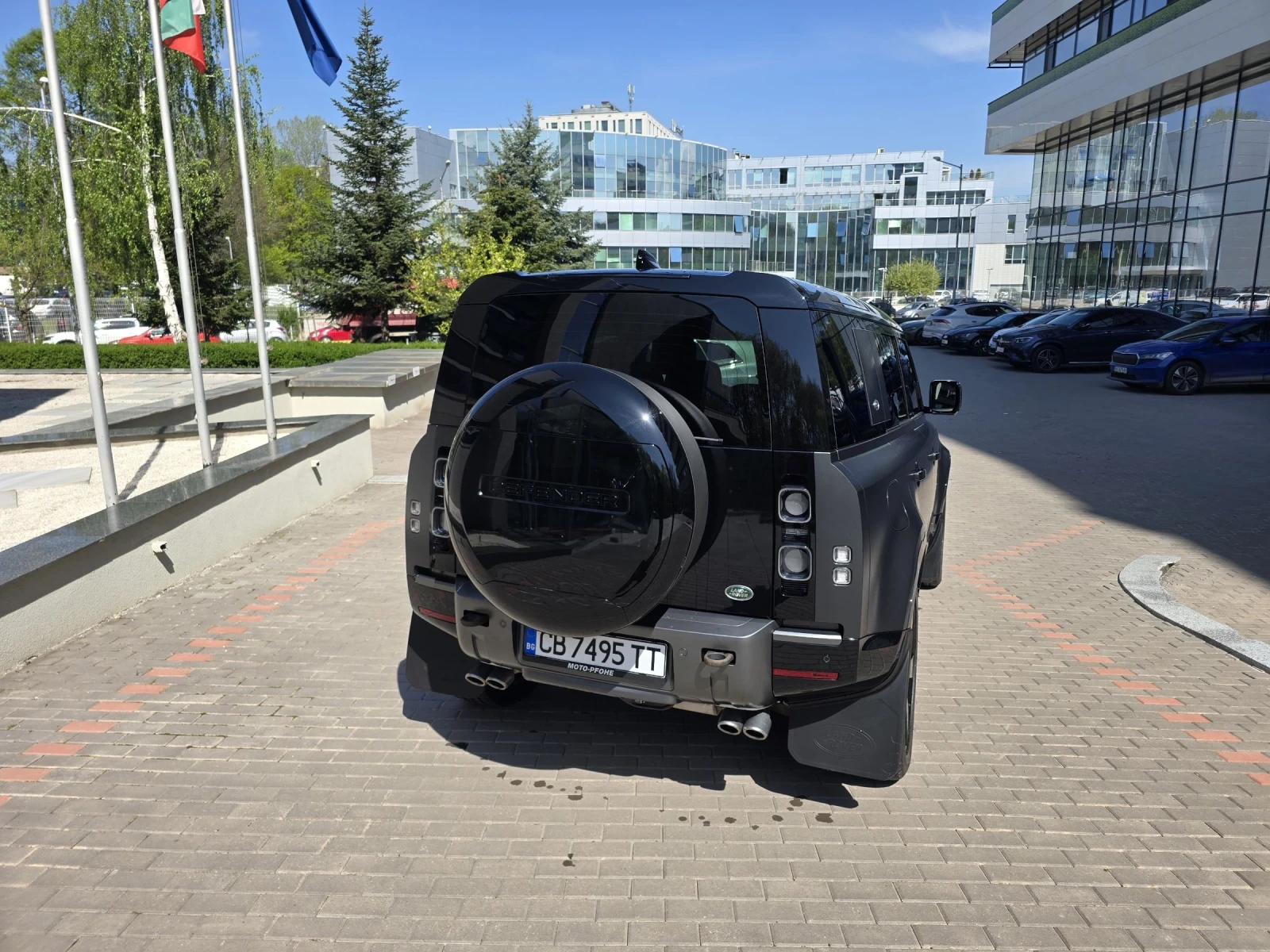 Land Rover Defender Carpation Edition - изображение 3