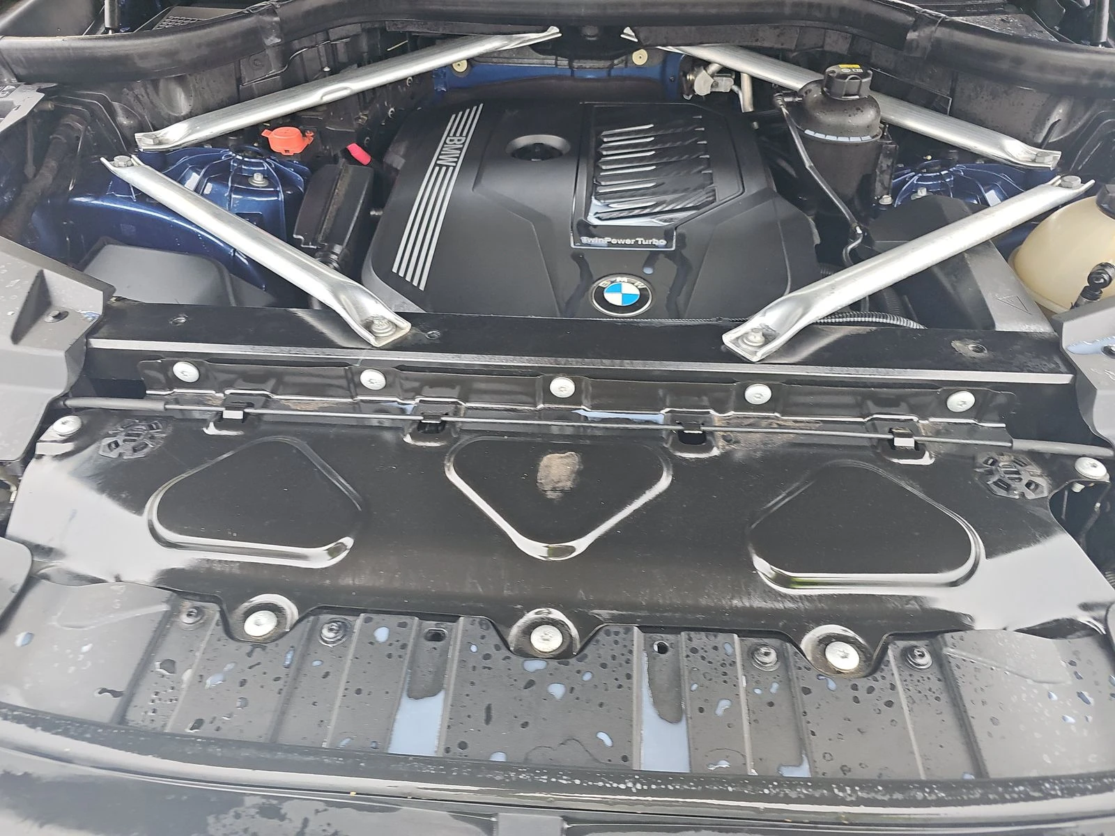 BMW X5 xDrive40i, снимка 16 - Автомобили и джипове - 53727529