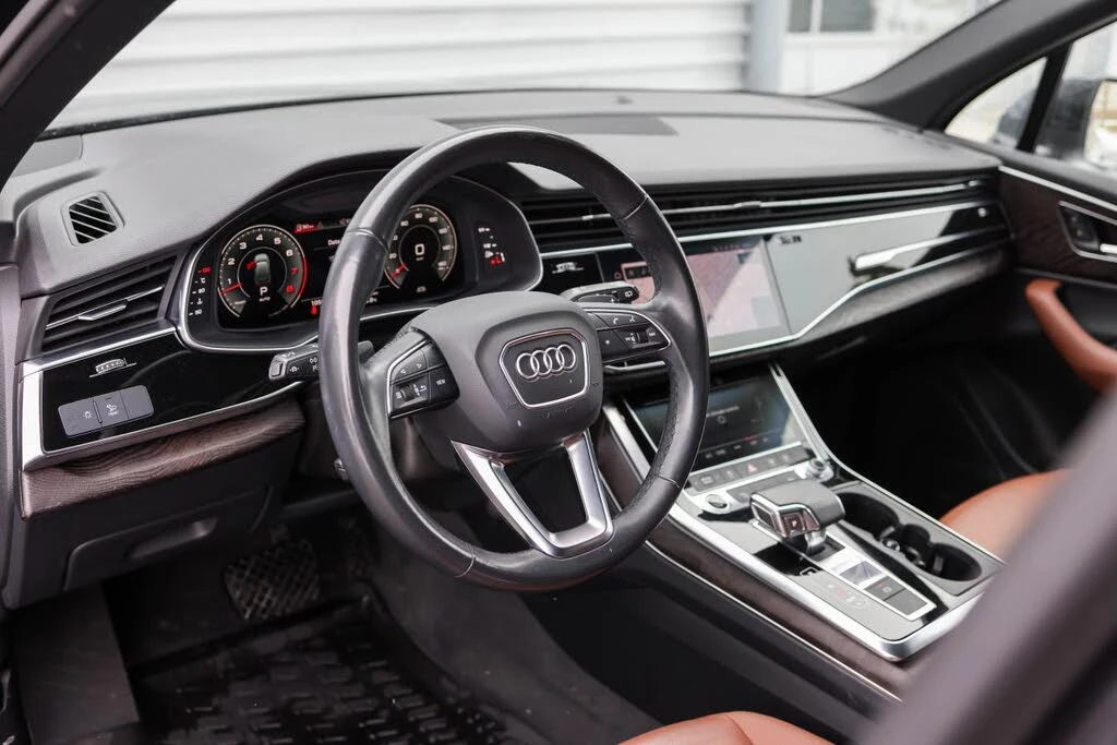 Audi Q7 QUATTRO KOMFORT 55 TFSI, снимка 10 - Автомобили и джипове - 53733312