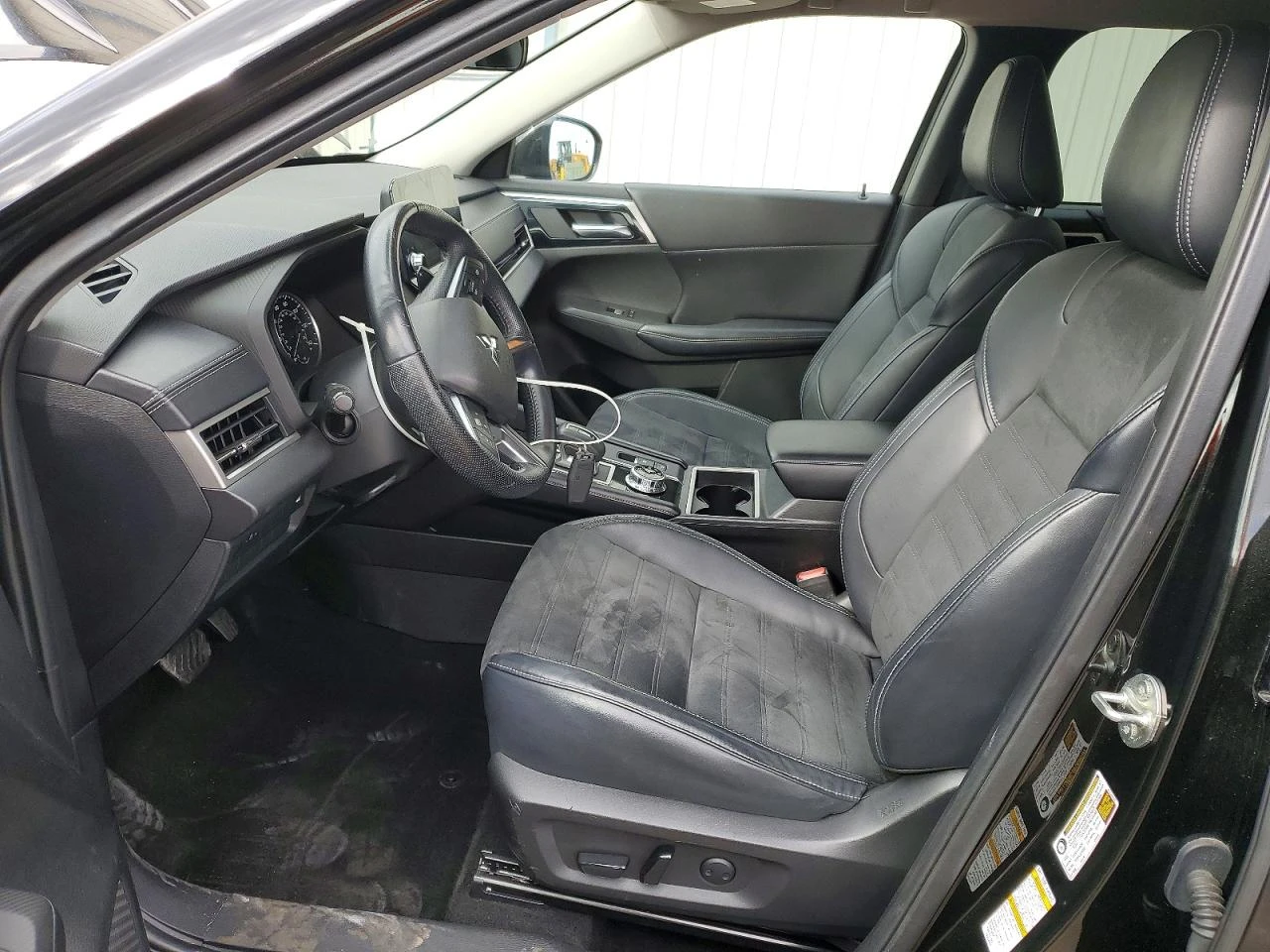 Mitsubishi Outlander 2.5l Se, снимка 7 - Автомобили и джипове - 53923205