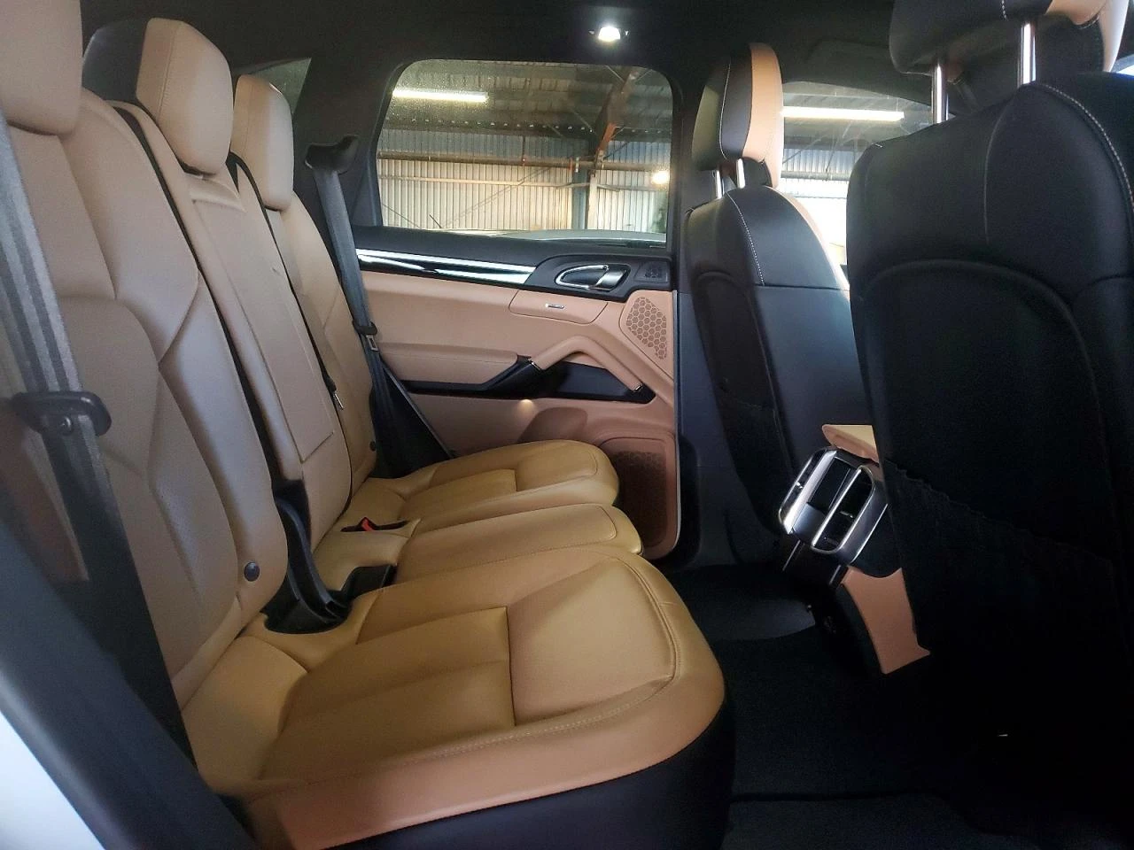 Porsche Cayenne 3.6l, снимка 11 - Автомобили и джипове - 54092963