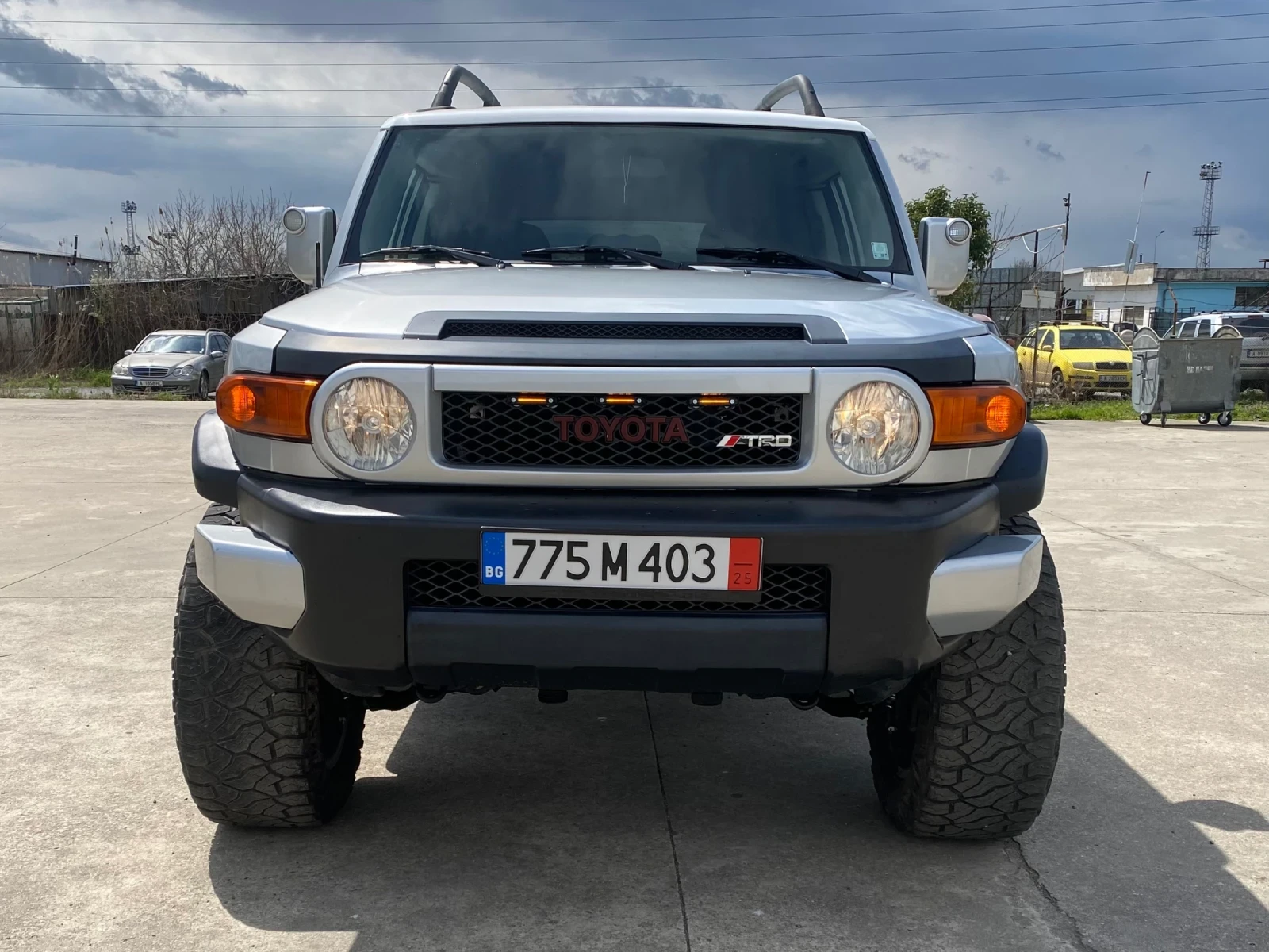 Toyota Fj cruiser 4000 V6, снимка 2 - Автомобили и джипове - 54152139