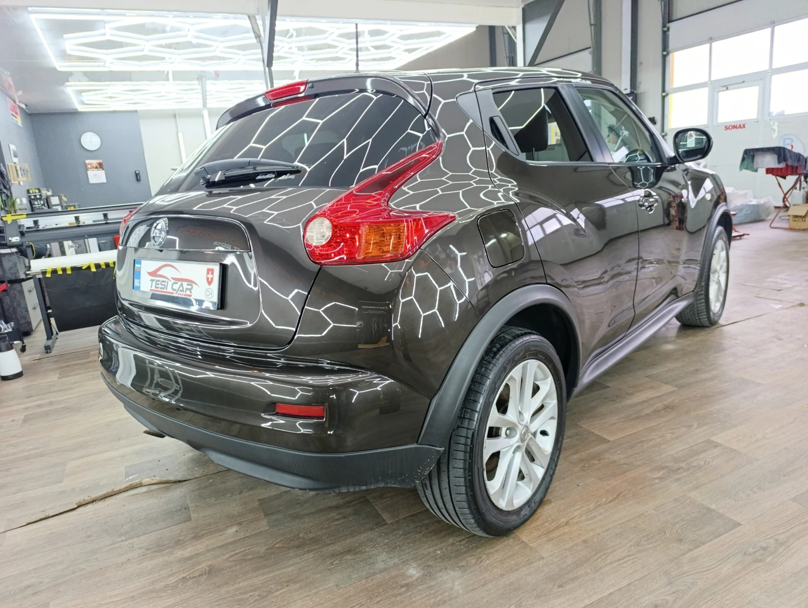 Nissan Juke 1.6 T 4x4 Xtronic, снимка 5 - Автомобили и джипове - 54153338