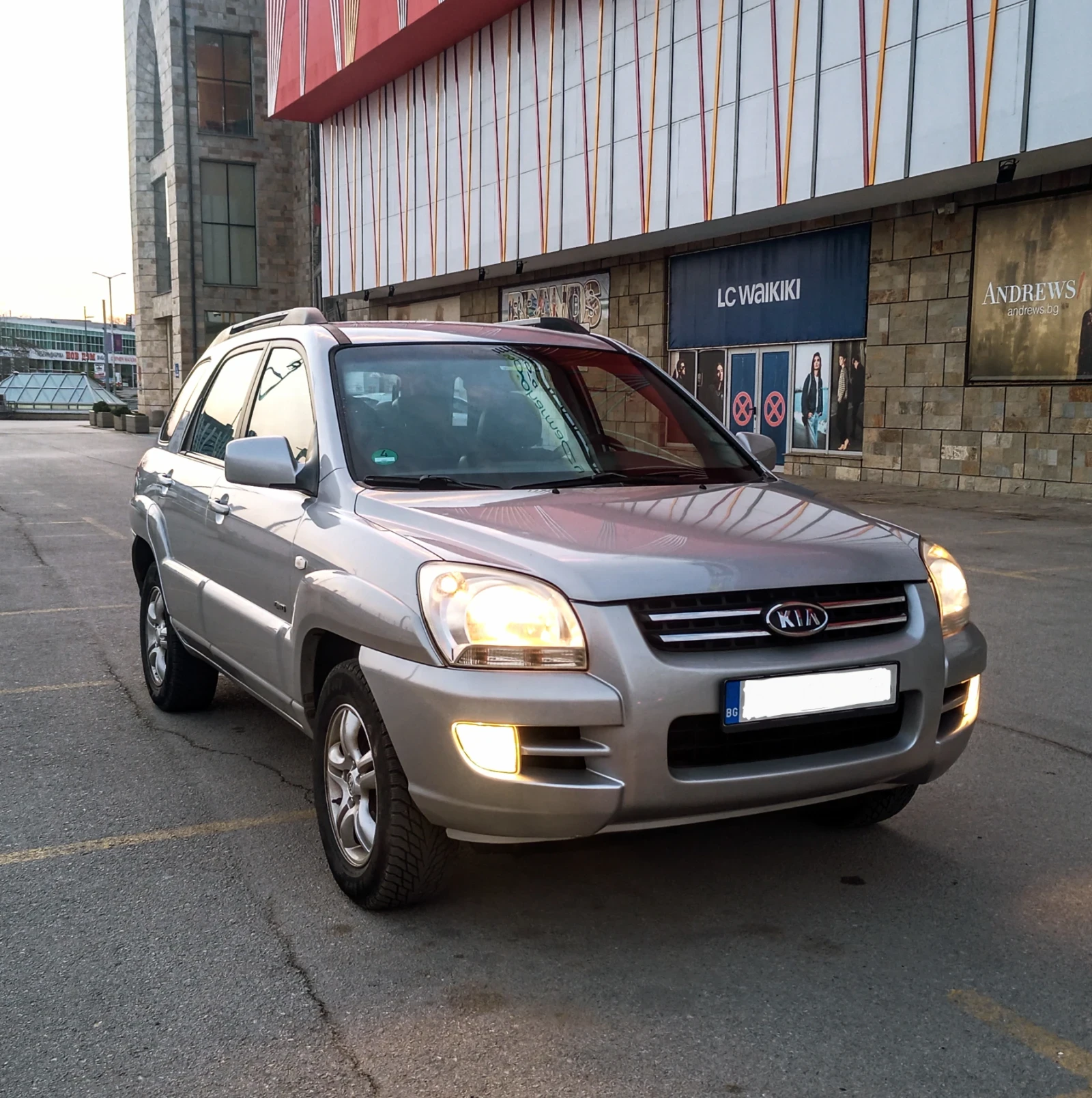 Kia Sportage Газов Инжекцион_8л/100км_Верига_Първи собственик !