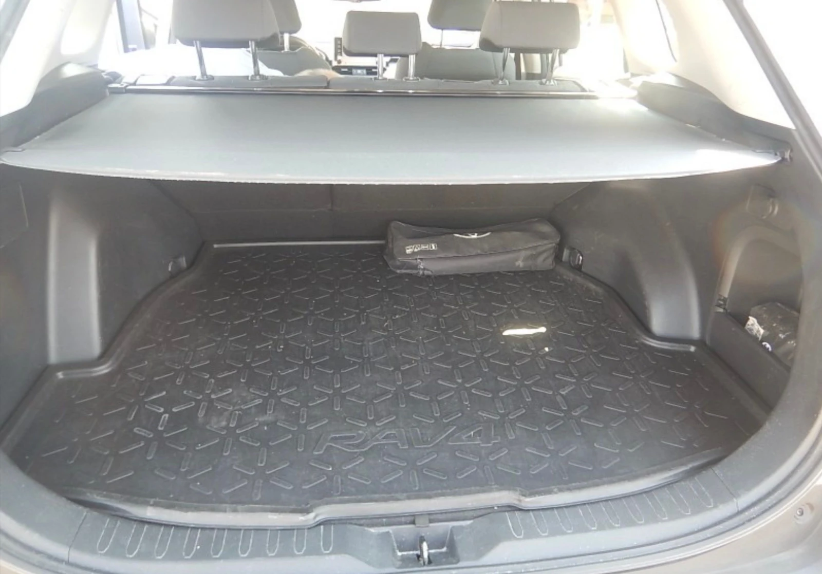 Toyota Rav4, снимка 7 - Автомобили и джипове - 54425710