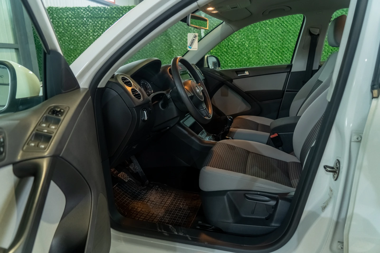 VW Tiguan 2.0TDI = 2011 = TOP = ЛИЗИНГ, снимка 8 - Автомобили и джипове - 54479046