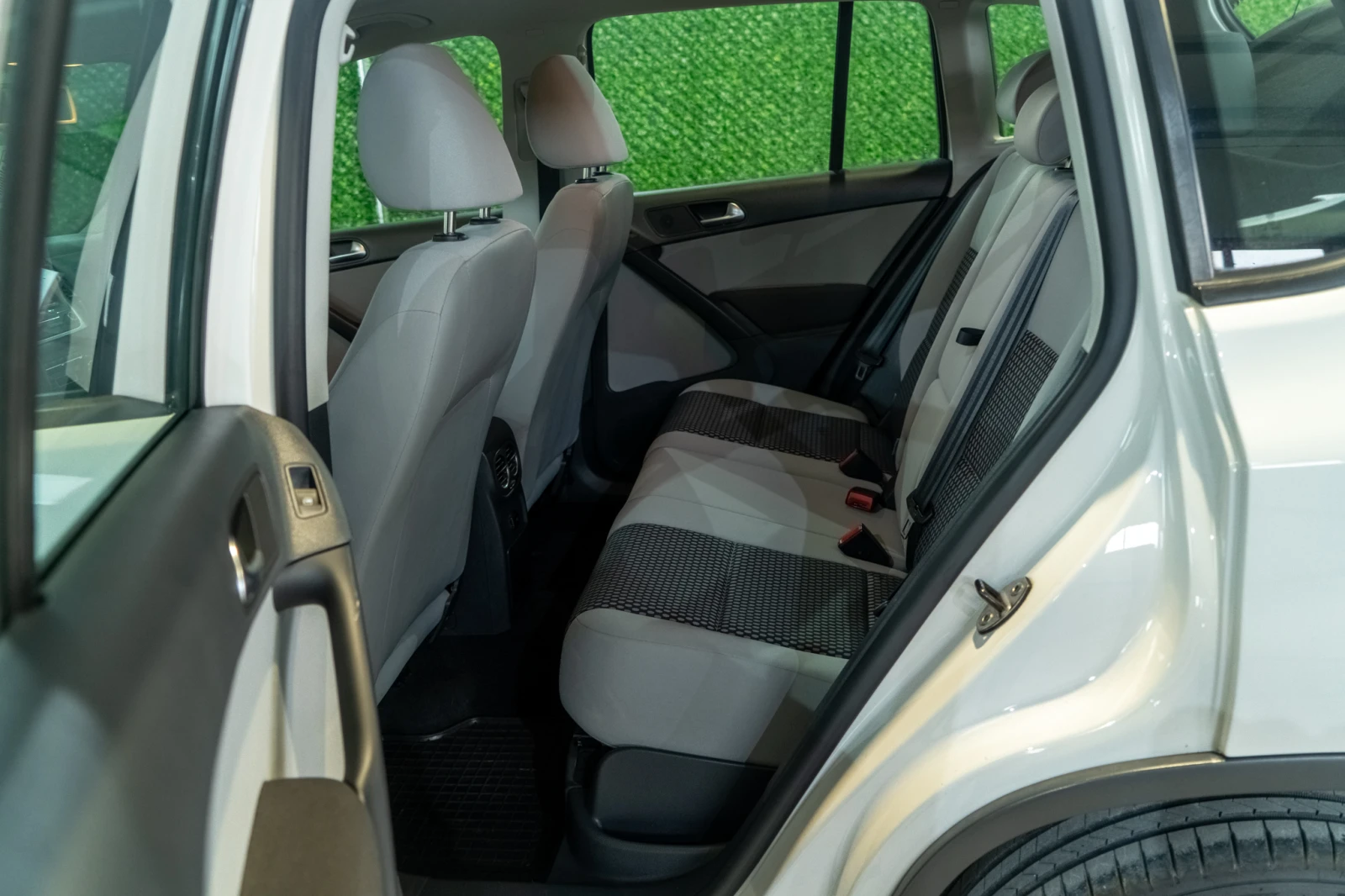 VW Tiguan 2.0TDI = 2011 = TOP = ЛИЗИНГ, снимка 10 - Автомобили и джипове - 54479046