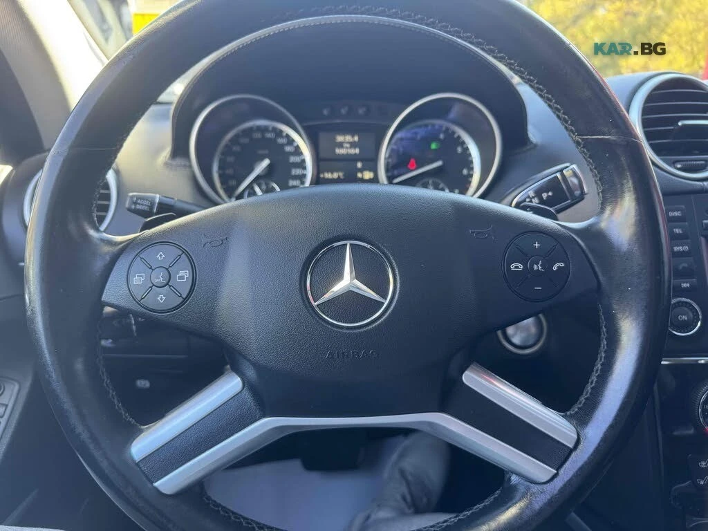 Mercedes-Benz GL ПАМЕТ* КОЖА* КАМЕРА* ОБДУХВАНЕ* ПОДГРЕВ* , снимка 7 - Автомобили и джипове - 54810616