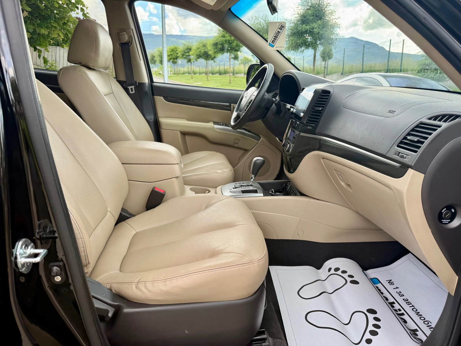 Hyundai Santa fe 2.2 CRDI FACE/AUTOMAT/NAVI/KOJA/CARPLAY, снимка 11 - Автомобили и джипове - 54827553