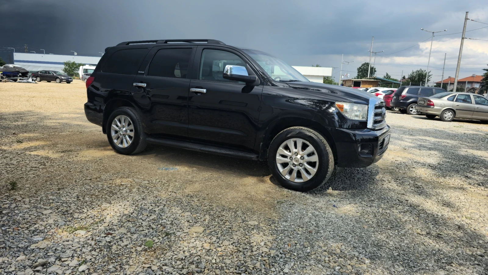 Toyota Sequoia PLATINUM 5.7 V8 4WD 381 �.�. LPG  | Mobile.bg � ����������� 4