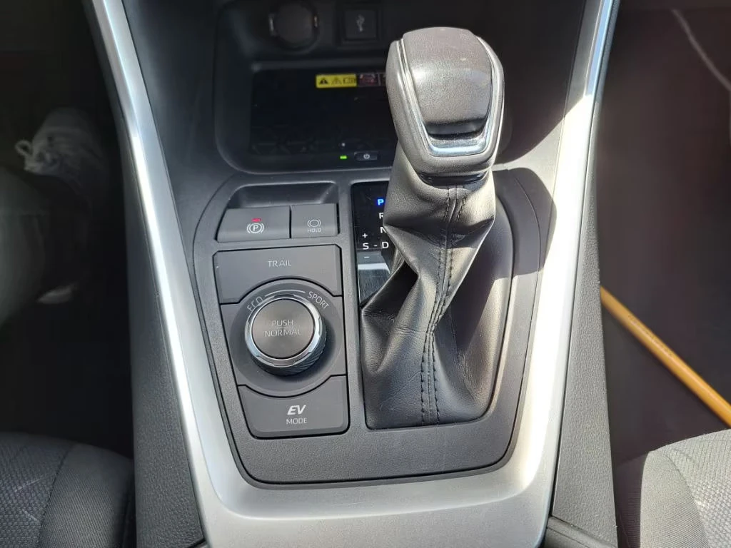 Toyota Rav4 HEV/222HP/TEAM-D/4X4/CAM/CPLAY/LED/CPLAY/513q | Mobile.bg � ����������� 9