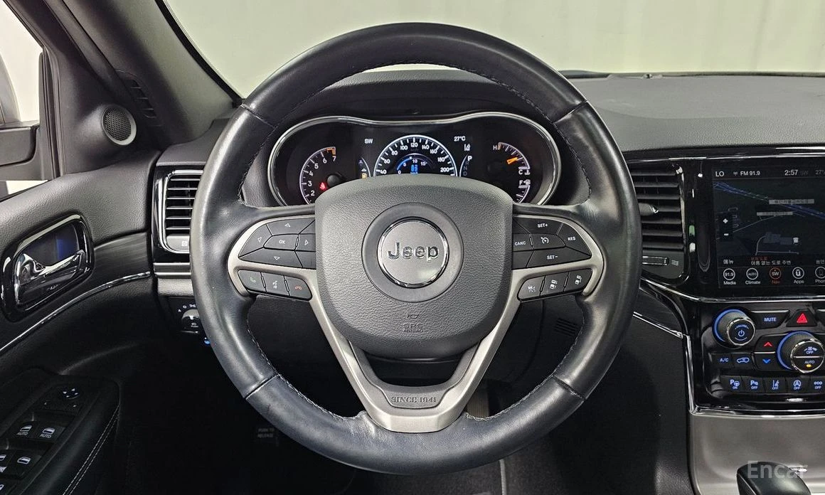 Jeep Grand cherokee, снимка 13 - Автомобили и джипове - 55498827