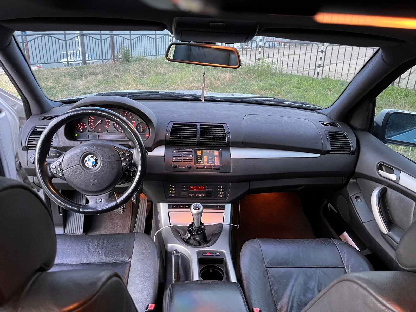 BMW X5 3.0i ръчка, снимка 10 - Автомобили и джипове - 56724392