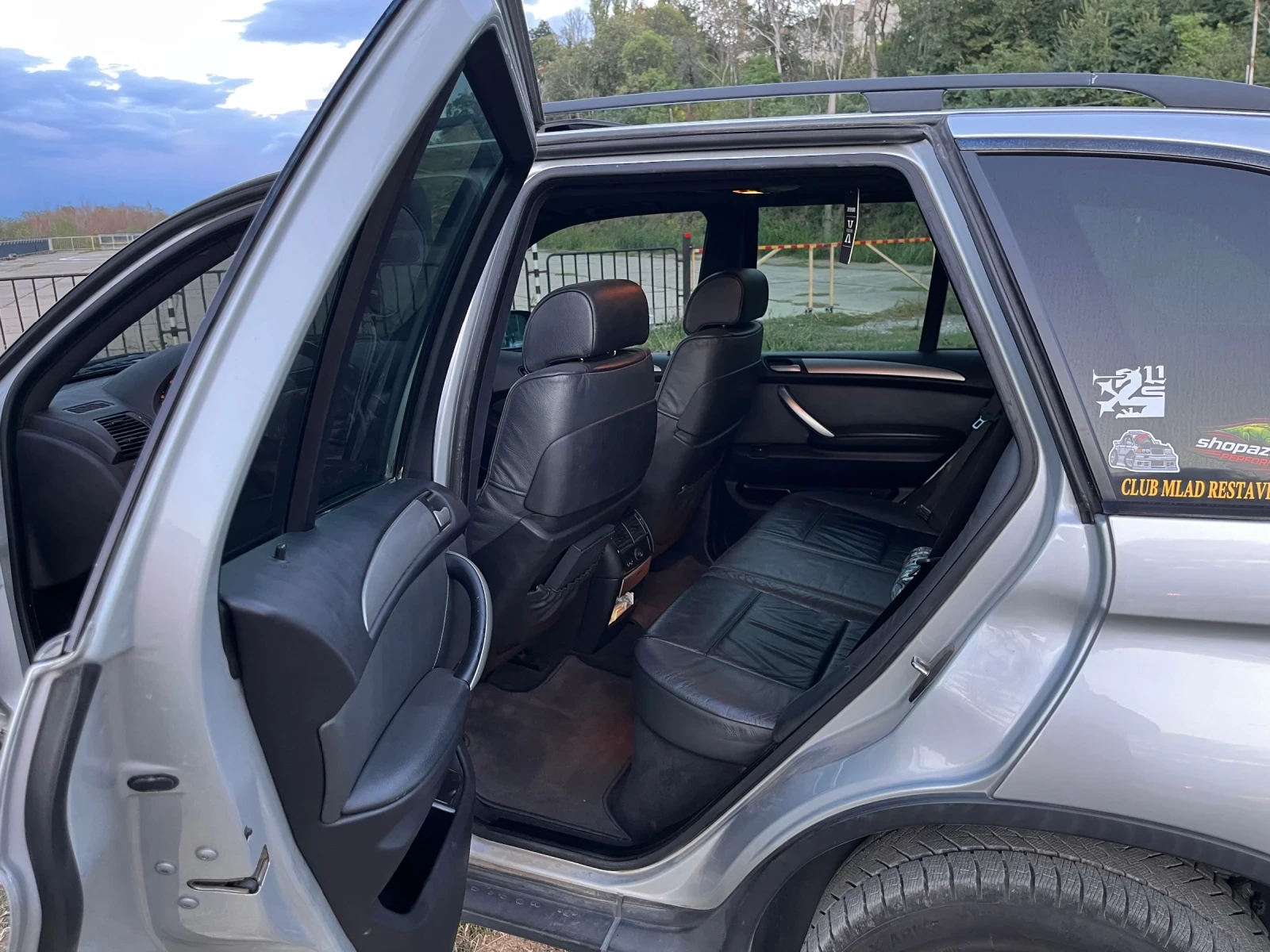 BMW X5 3.0i ръчка, снимка 9 - Автомобили и джипове - 56724392