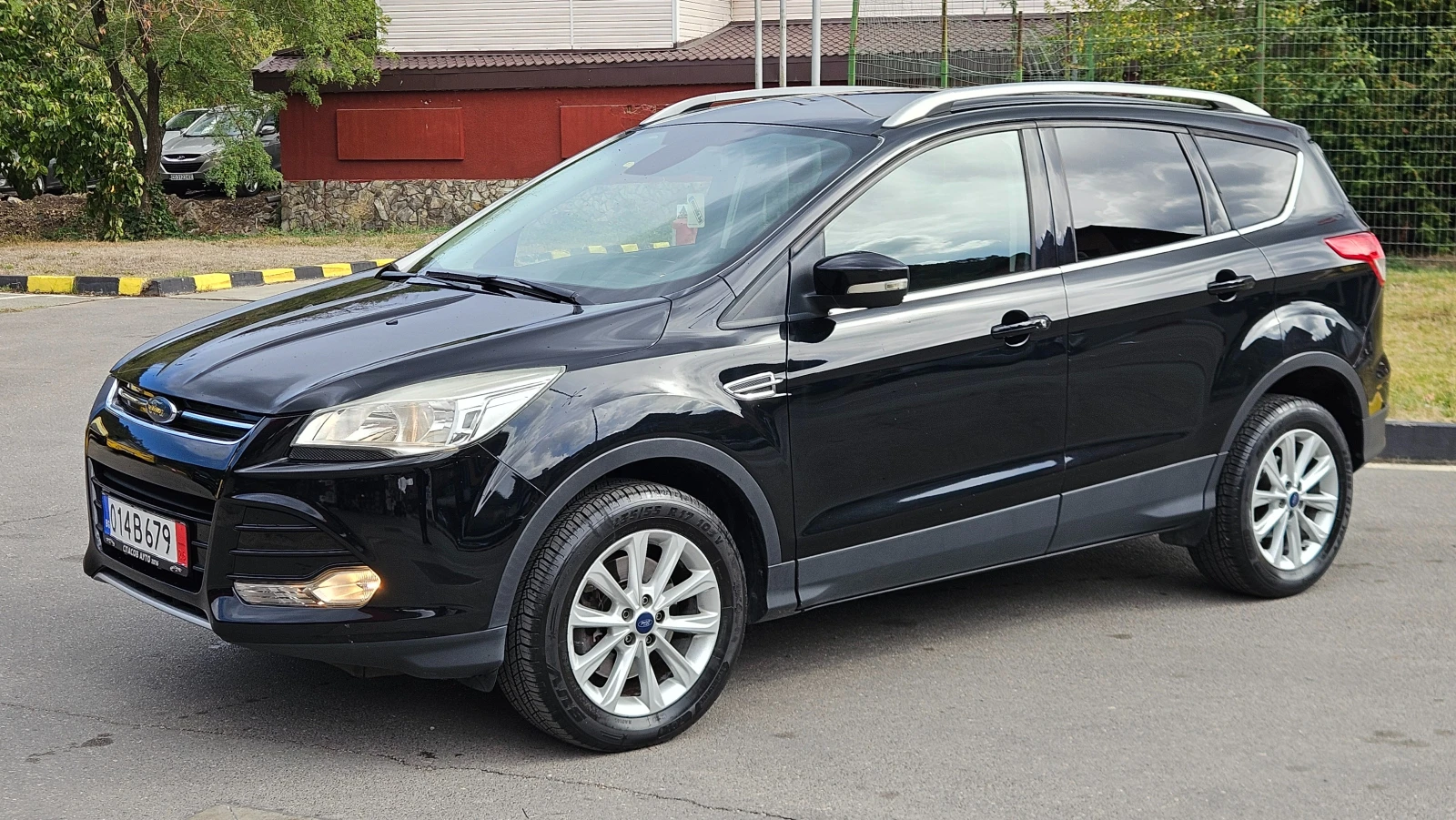 Ford Kuga 2.0Hdi TITANIUM/Klimatronik/Koja, снимка 2 - Автомобили и джипове - 56584995