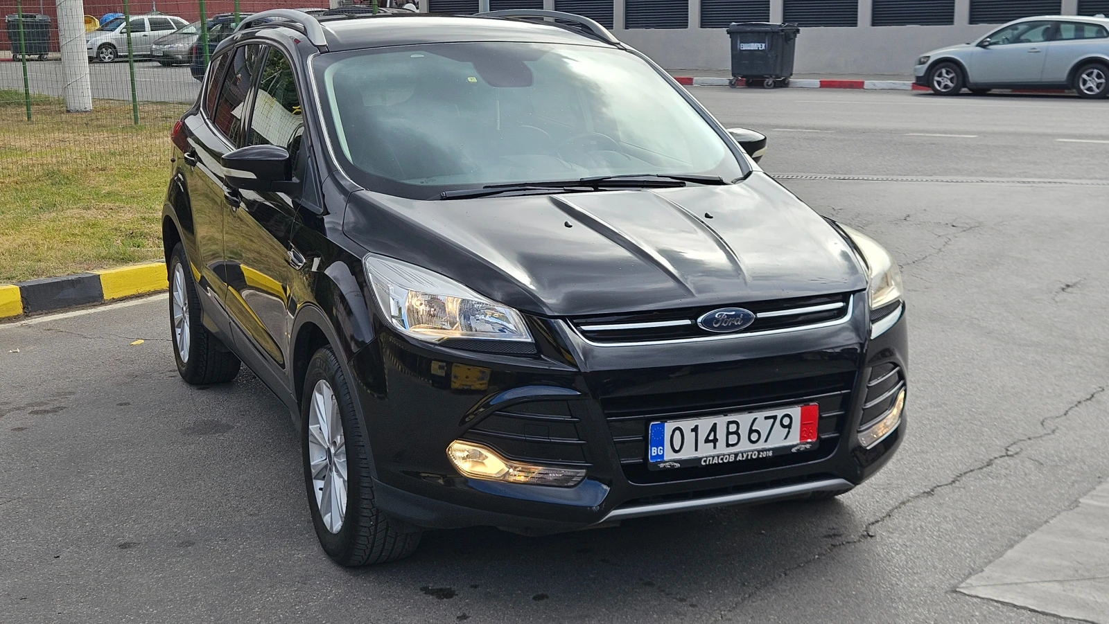 Ford Kuga 2.0Hdi TITANIUM/Klimatronik/Koja, снимка 8 - Автомобили и джипове - 56584995
