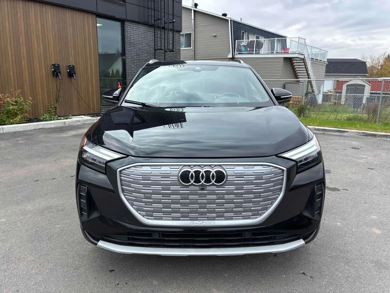 Audi Q4, снимка 6 - Автомобили и джипове - 56686053