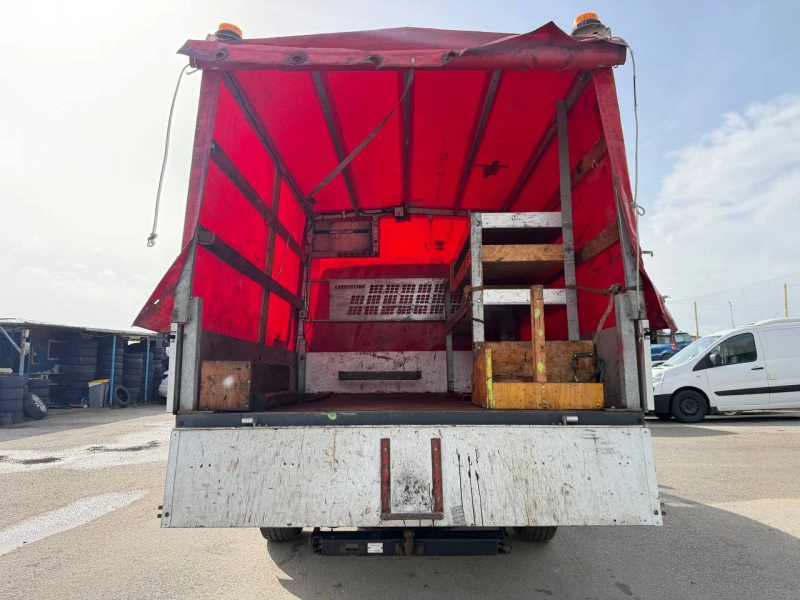 Iveco 35s15 3.0 MultiJet БОРДОВИ 7 МЕСТА, снимка 16 - Бусове и автобуси - 53485089