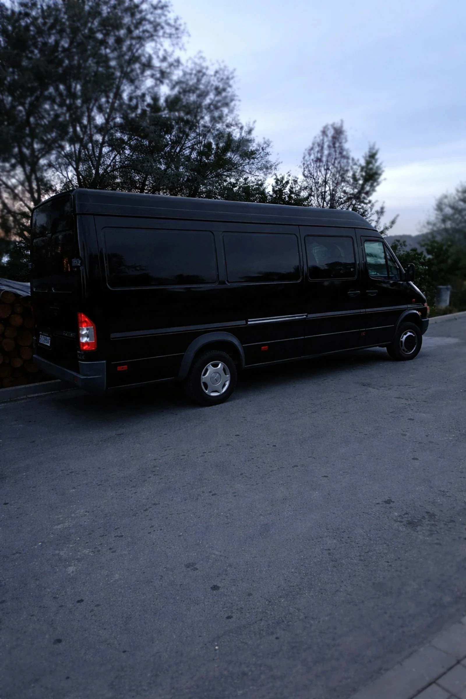 Mercedes-Benz 412  - изображение 2