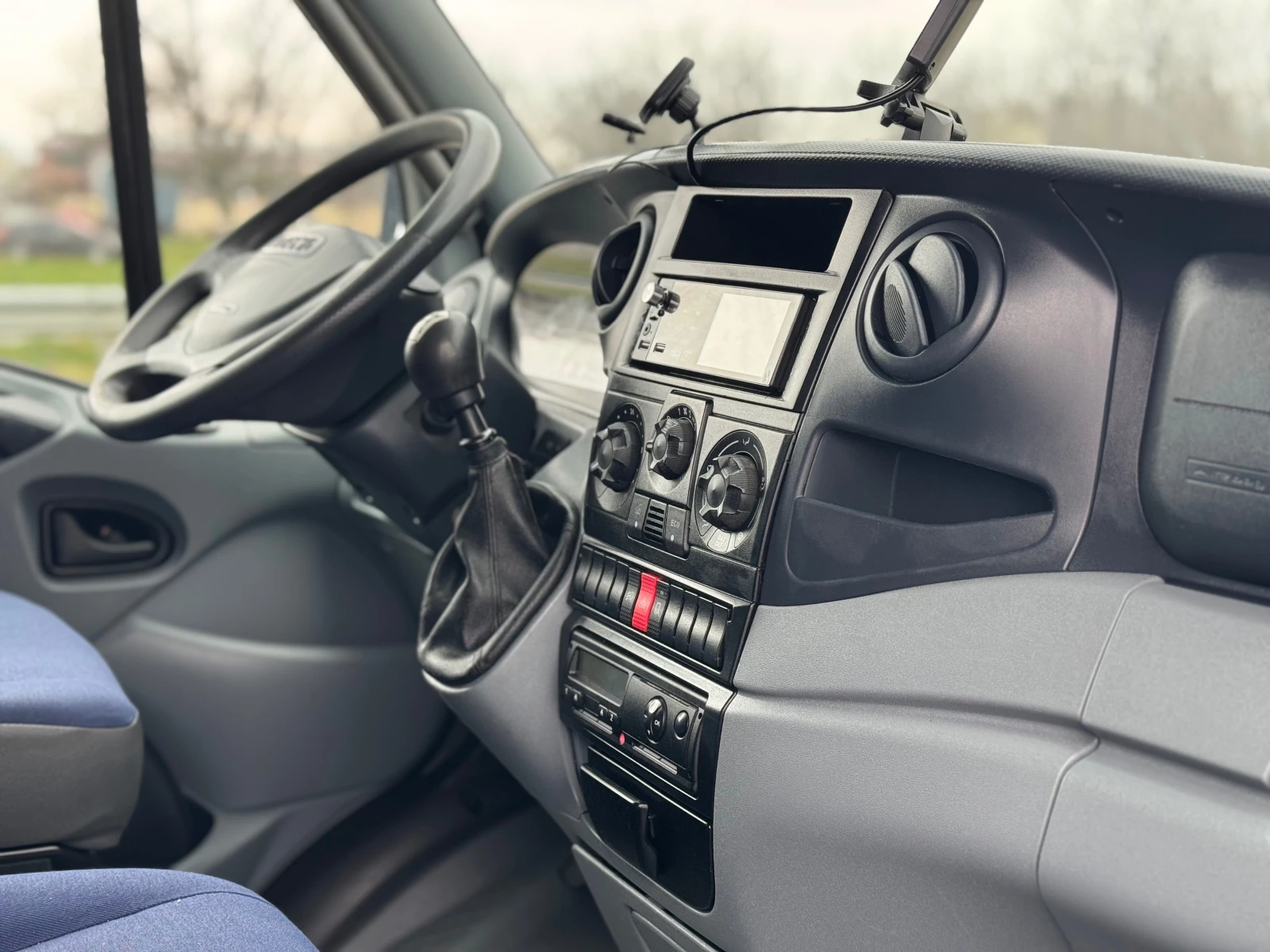 Iveco Daily 65/35c18* Б-Категория* 3.0HPI* до 3.5т, снимка 16 - Бусове и автобуси - 54146033