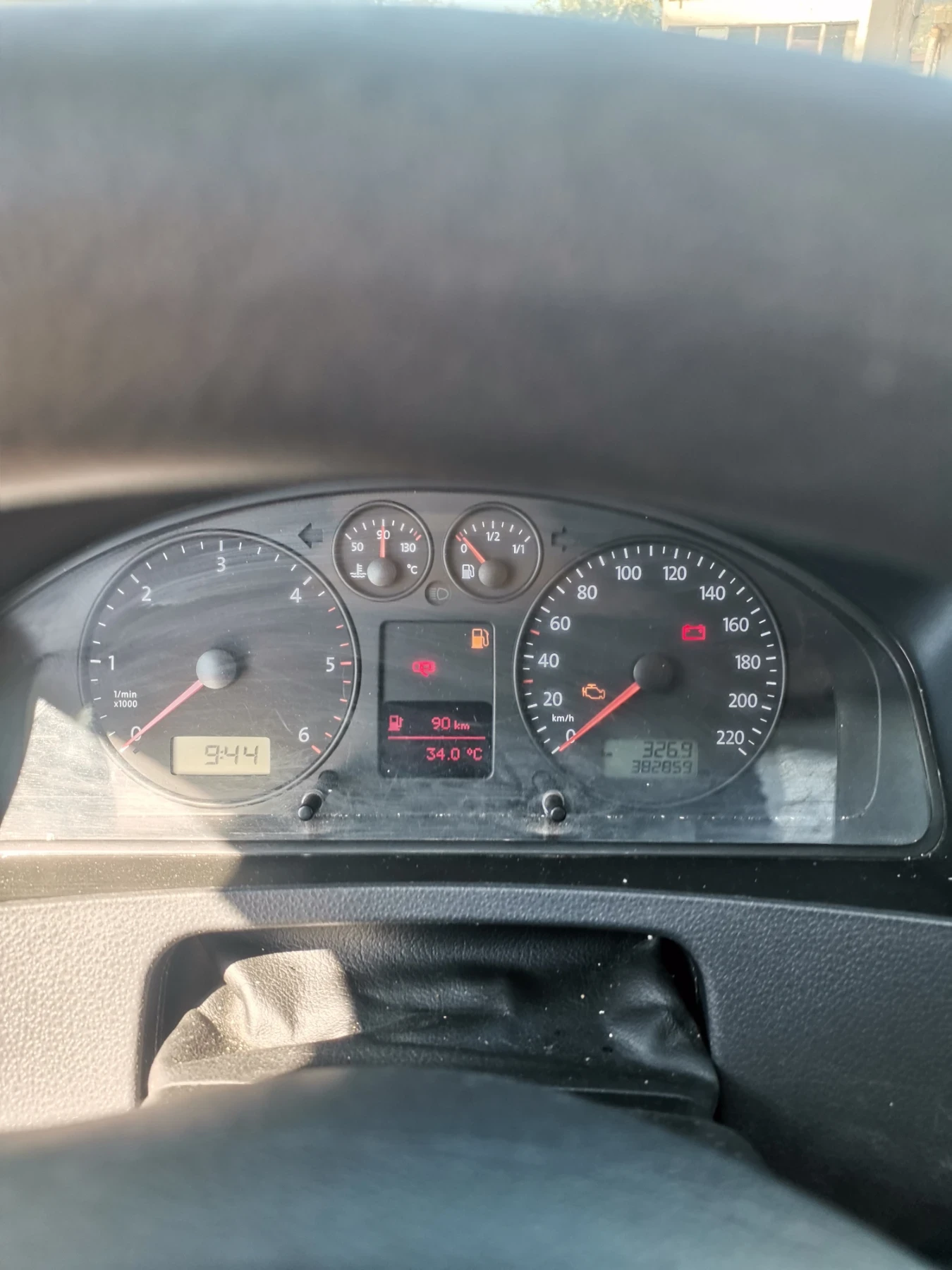 VW Caravelle, снимка 10 - Бусове и автобуси - 55778259