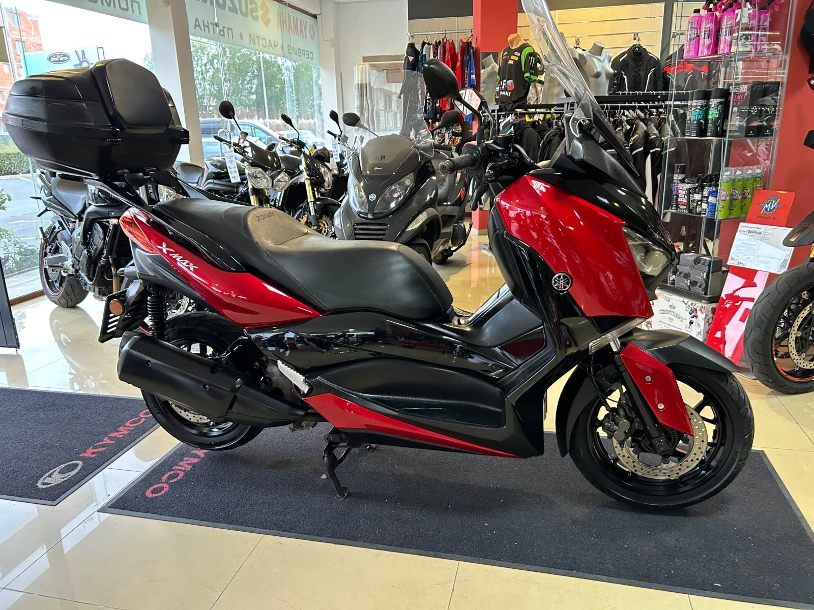 Yamaha X-max 300 ABS TCS - изображение 3