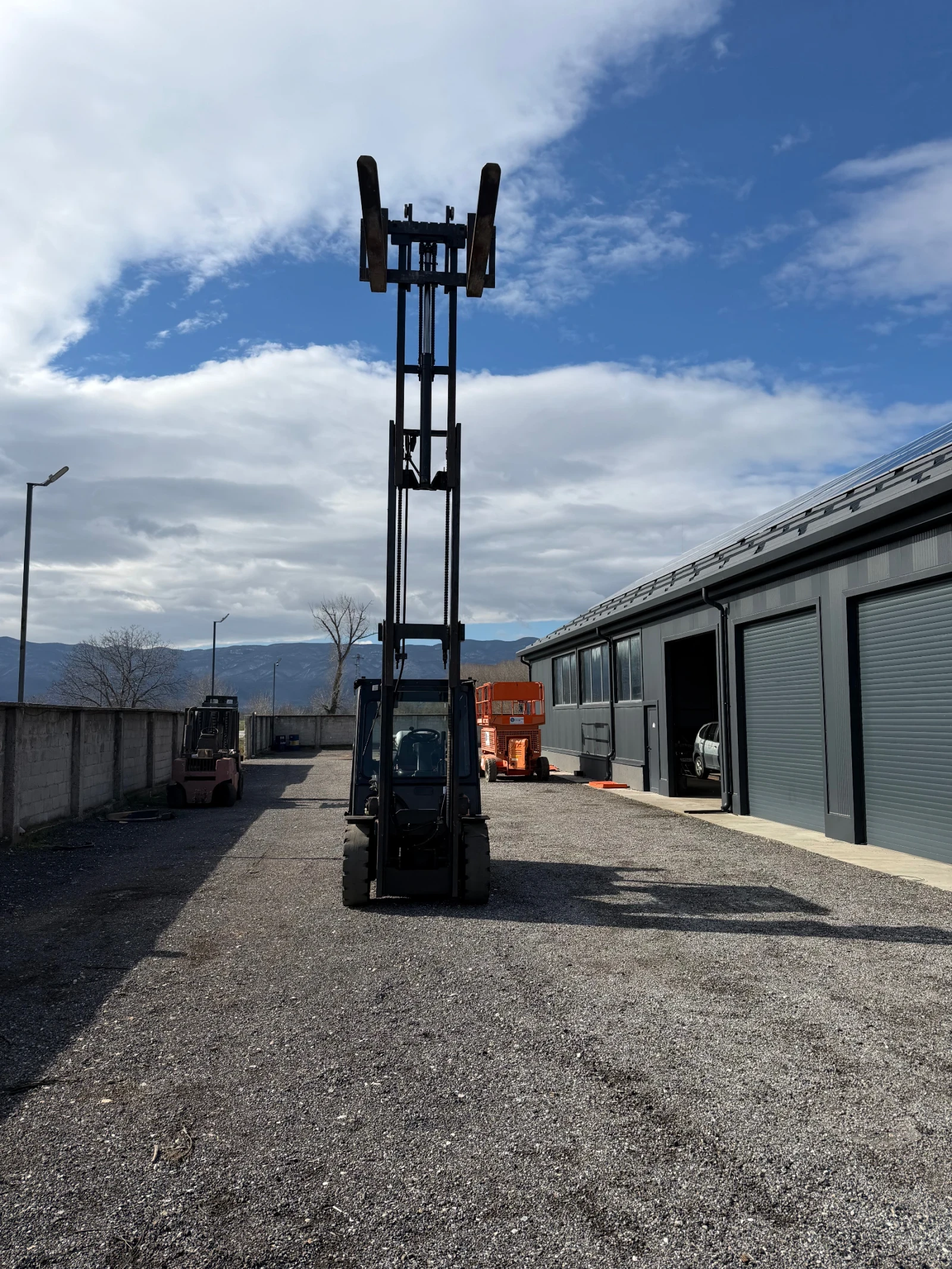 ������� DOOSAN 5.5 ���� V6  | Mobile.bg � ����������� 5