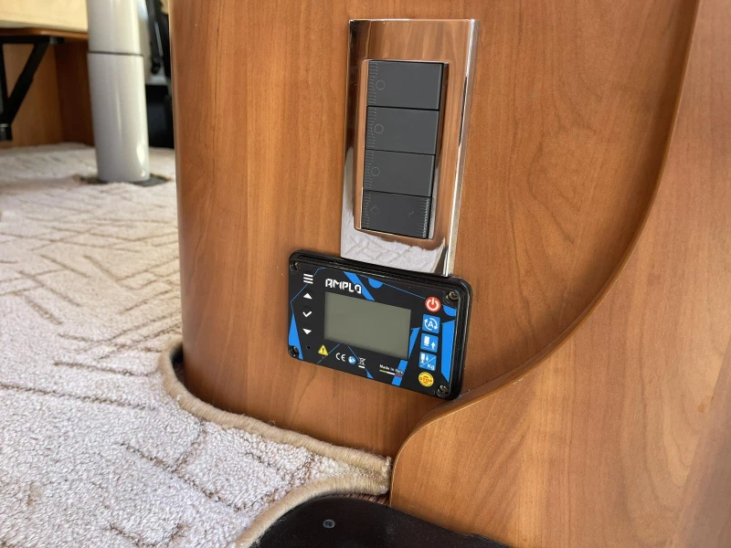 Кемпер Laika Kreos 4009, снимка 10 - Каравани и кемпери - 52570008