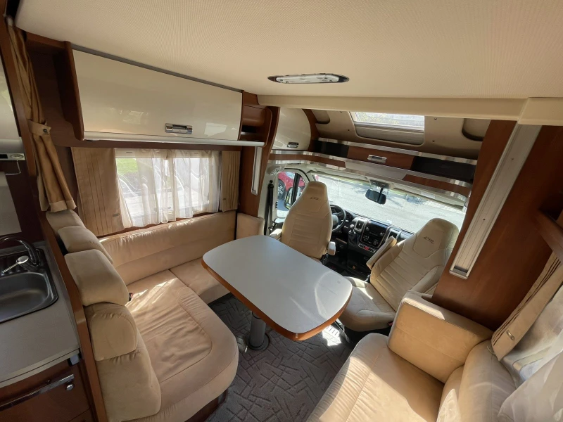 Кемпер Laika Kreos 4009, снимка 4 - Каравани и кемпери - 52570008