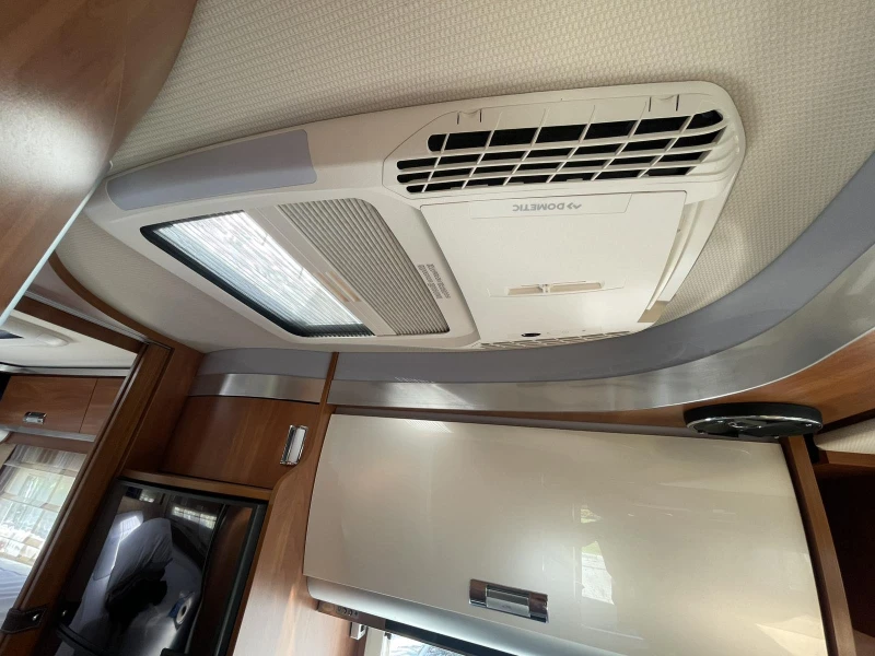 Кемпер Laika Kreos 4009, снимка 9 - Каравани и кемпери - 52570008