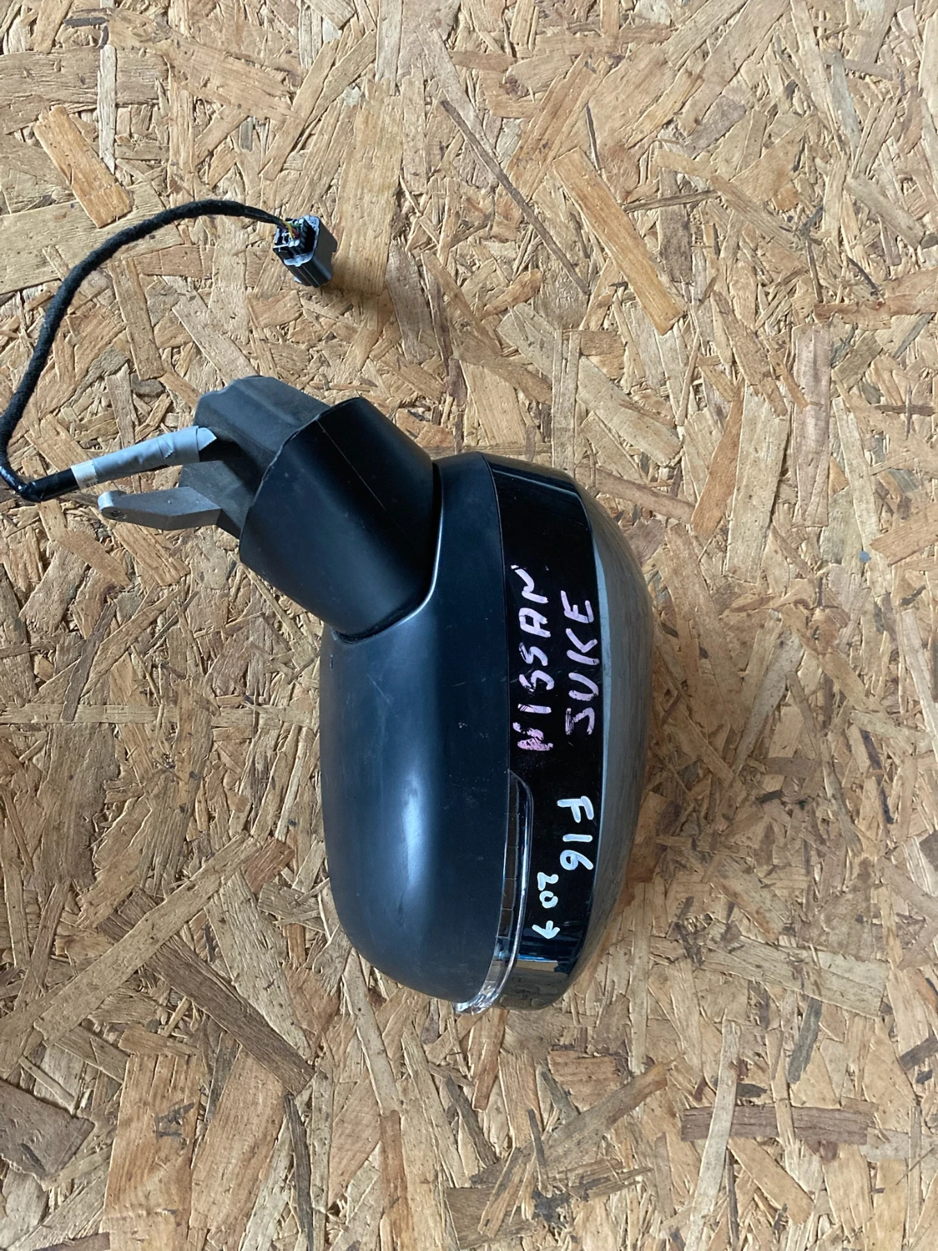 ���� ��������. Nissan Juke. ����� ����. F16. 19-25�. 5 ����. | Mobile.bg � ����������� 4