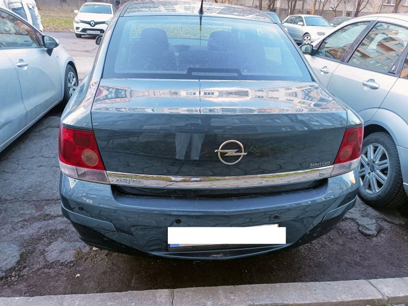 Opel Astra H, снимка 2 - Автомобили и джипове - 43503962