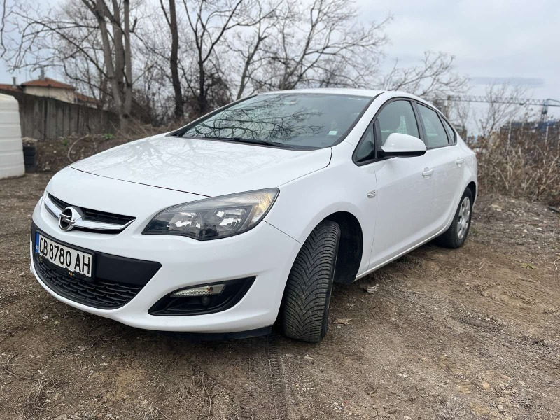 Opel Astra, снимка 4 - Автомобили и джипове - 44635515