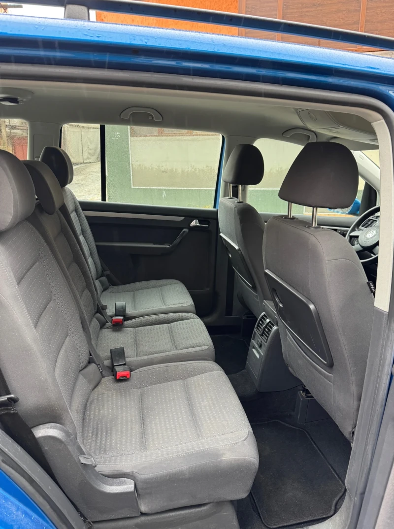 VW Touran 1.6 печка , клима, снимка 11 - Автомобили и джипове - 48293723