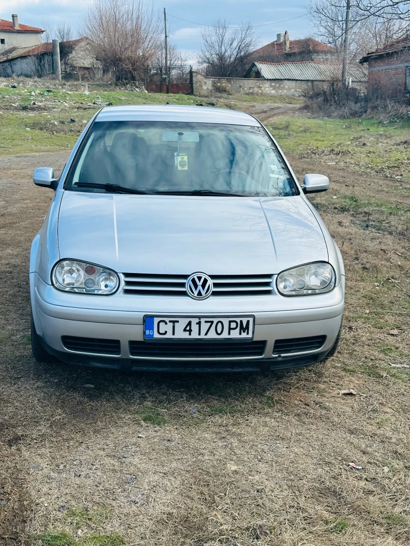 VW Golf, снимка 1 - Автомобили и джипове - 48571399