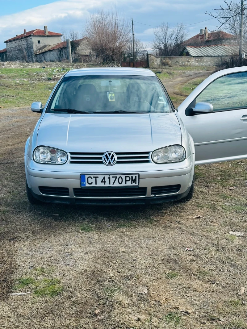 VW Golf, снимка 5 - Автомобили и джипове - 48571399