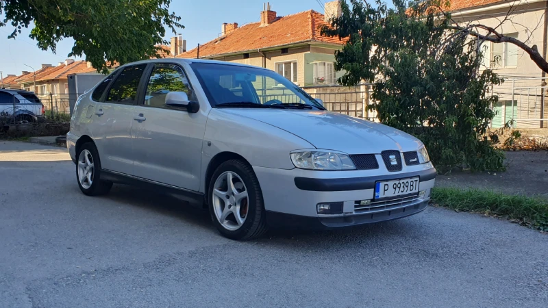 Seat Cordoba 1.6 101к.с., снимка 7 - Автомобили и джипове - 48635242