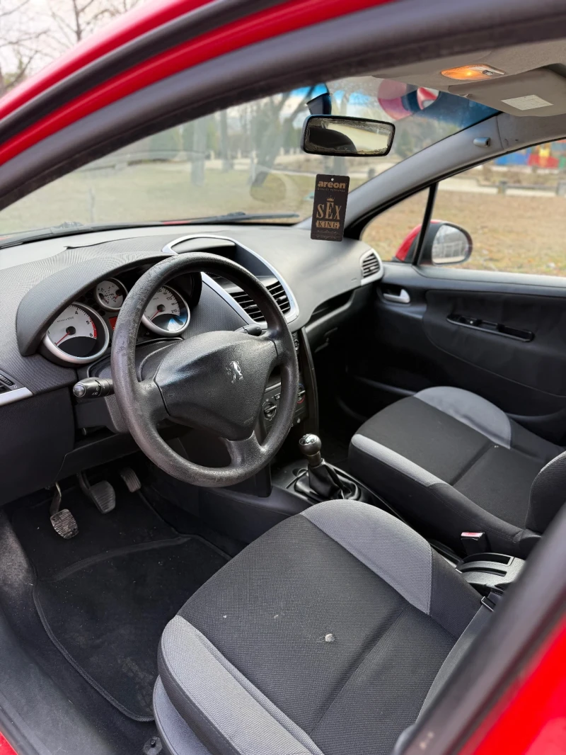 Peugeot 207 1.4hdi, снимка 11 - Автомобили и джипове - 48959483