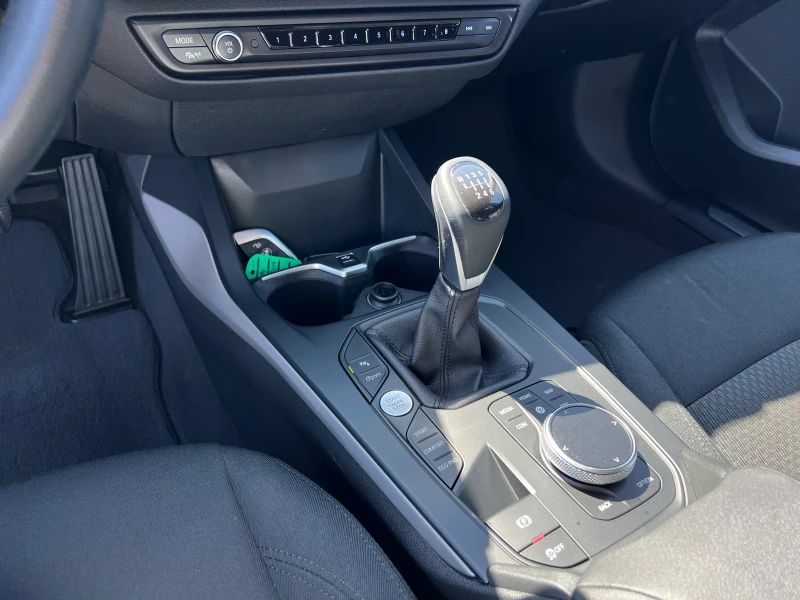 BMW 116 d* M-Sport* , снимка 10 - Автомобили и джипове - 51625910