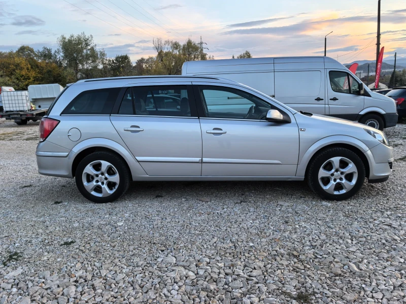 Opel Astra 1.8i ТОП СЪСТОЯНИЕ!!! , снимка 4 - Автомобили и джипове - 52147912